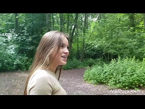 ❤️ Ik stelde Evelina foar dat wy op in iepenbier plak neuke! Se sei ja. Dan ik neukte har yn 'e kont en cum yn har mûle. Doe pikte se harsels. ❤ Fuckfideo op fy.xxxomg.ru ﹏